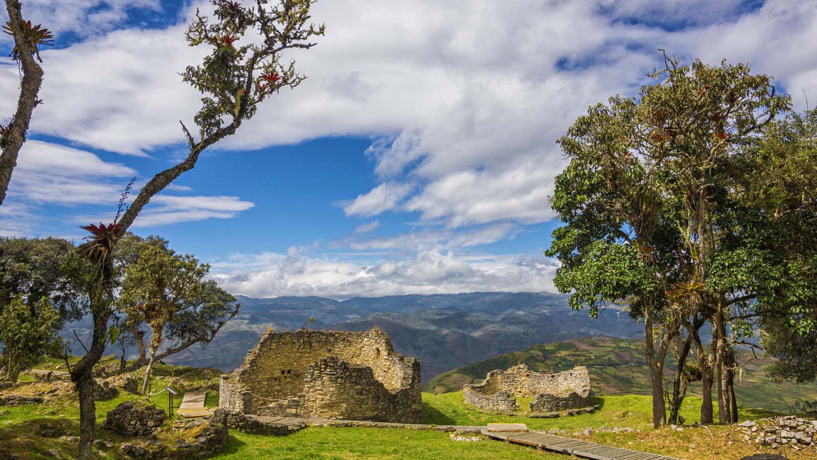 Portada de Excursão por Kuelap dia inteiro