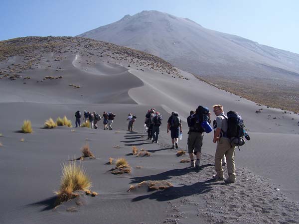 Portada de Escalada ao Vulcão El Misti 2D / 1N rota norte