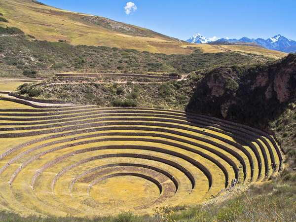 Portada de Misterios naturales y arqueológicos del Perú