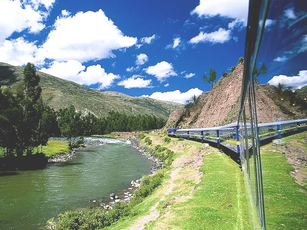 ¿Cómo llegar en tren a Machu Picchu?