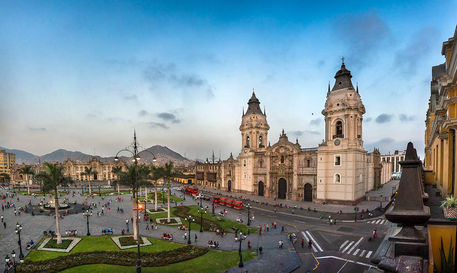 Lima nocturna, cultura y tradición